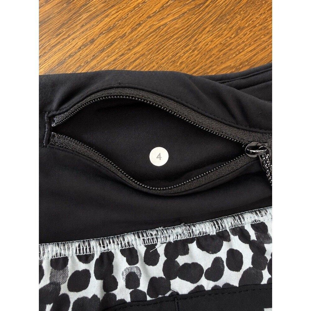 lululemon athletica Women’s Run Time Shorts Animal Print Zip Pocket 2.5" - Picture 4 of 5